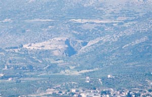 Mycnes, vue du chteau de Larissa